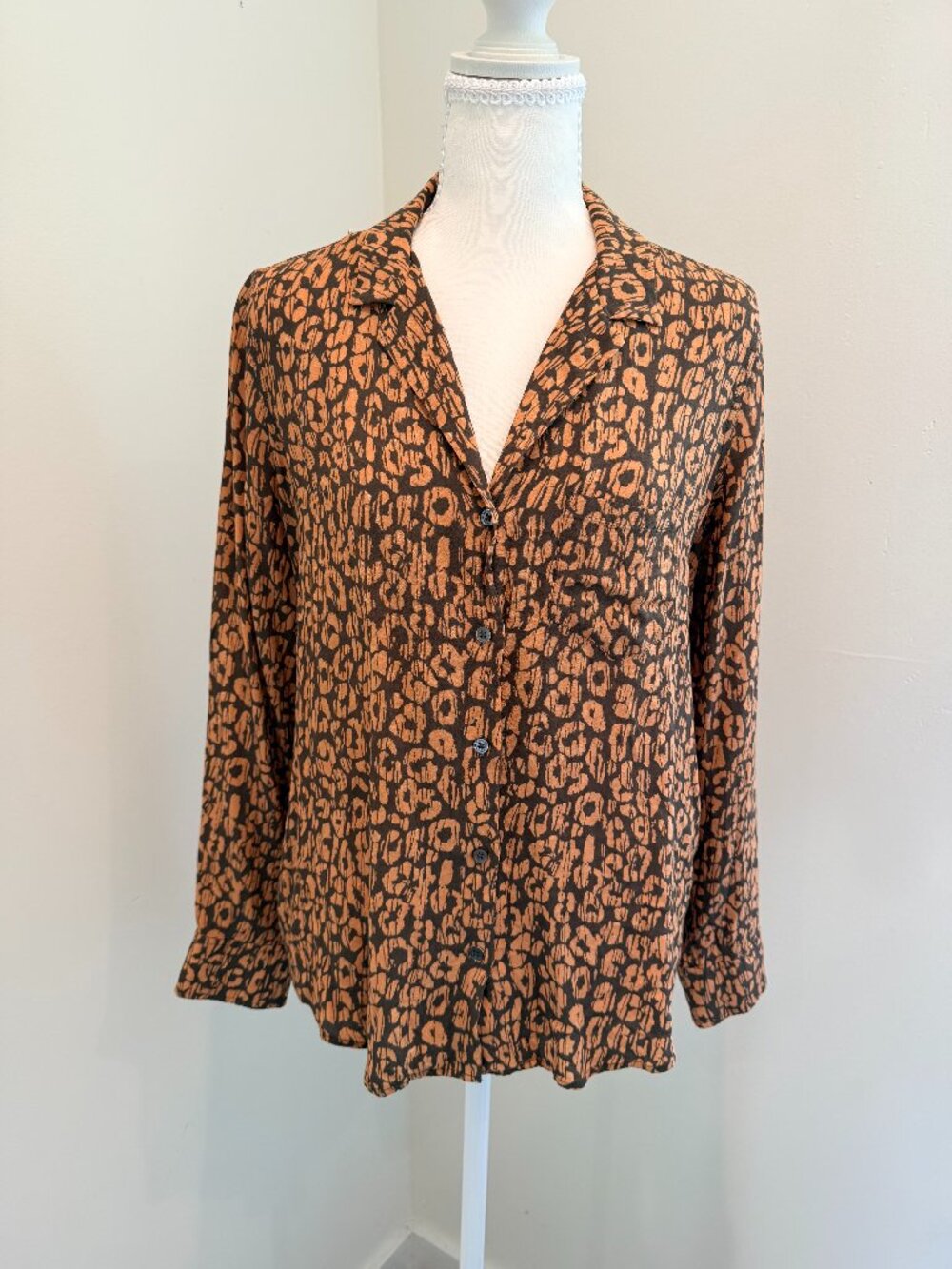 Rails Rebel Batik Cheetah Print Blouse Size M